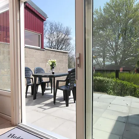 Holiday home Well-kept With Microwave, 4 Km From Valkenburg