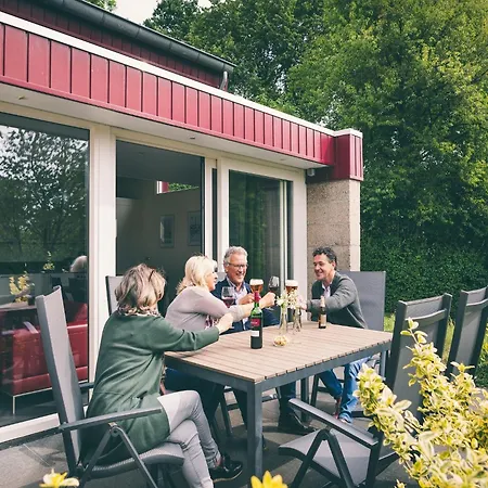 Well-kept With Microwave, 4 Km From Valkenburg *