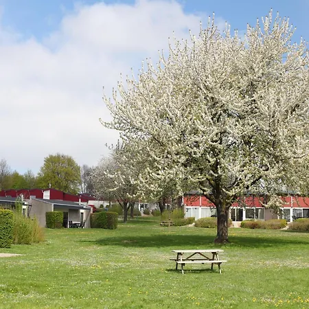 Holiday home Well-kept With Microwave, 4 Km From Valkenburg *